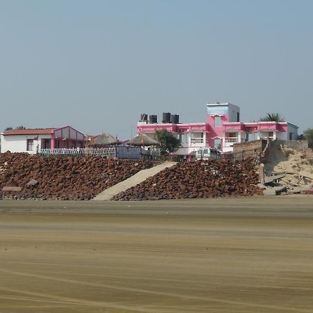 Hotel Mainak, 曼达莫尼 外观 照片