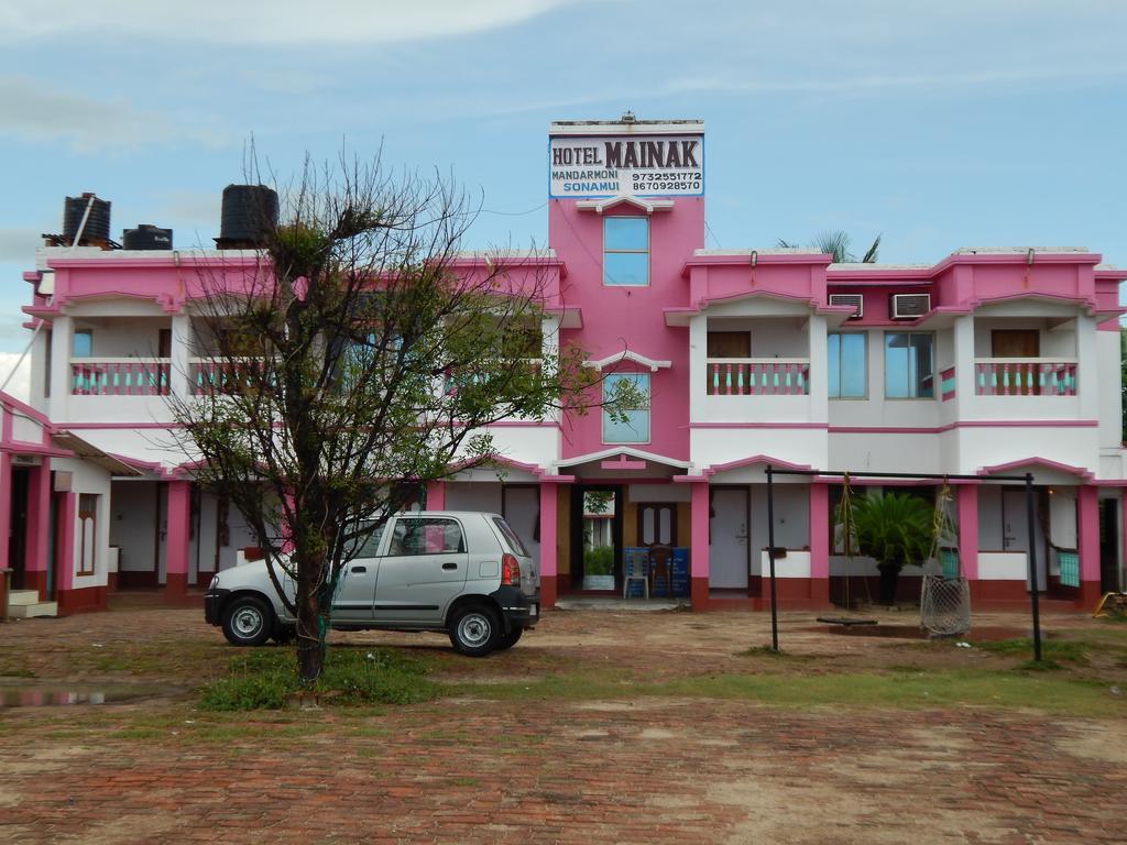 Hotel Mainak, 曼达莫尼 外观 照片