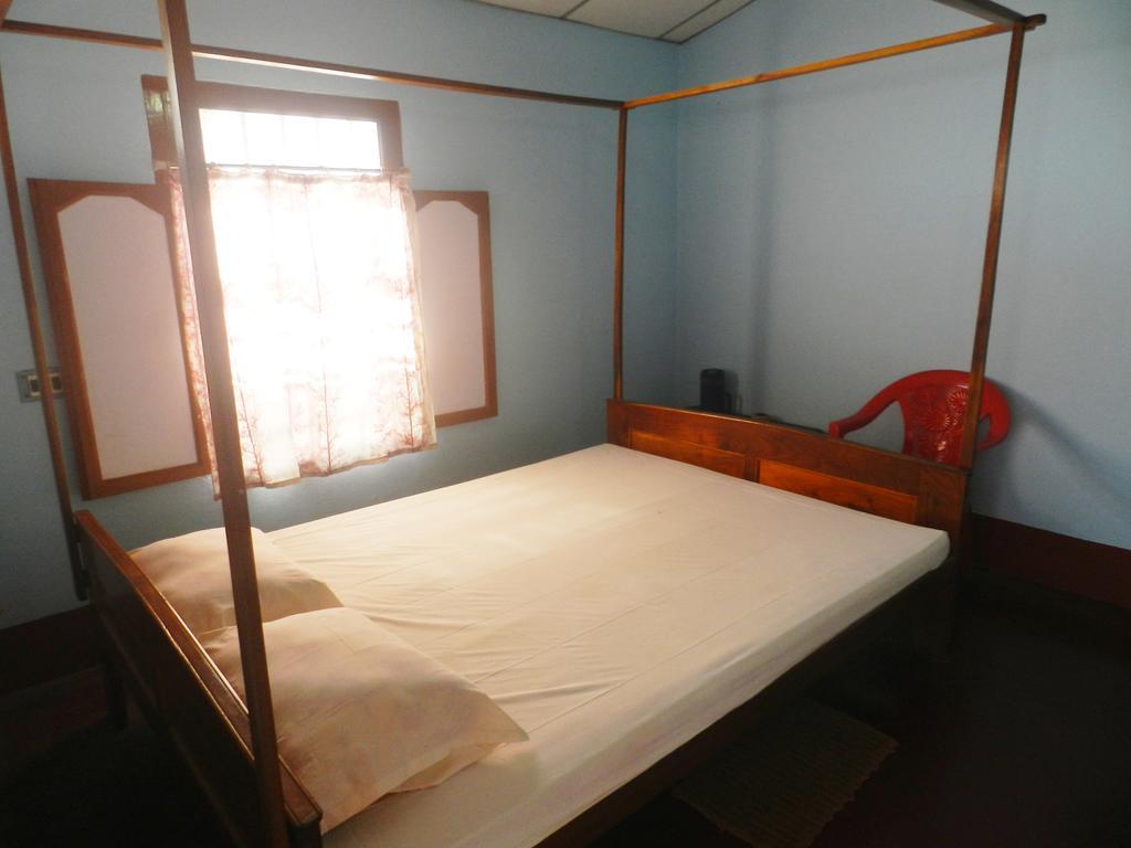 Hotel Mainak, 曼达莫尼 外观 照片